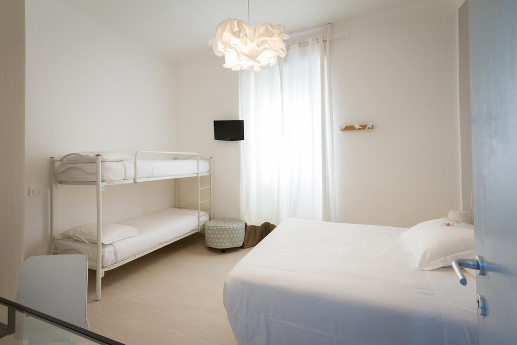 Hotel Spot Варацце Экстерьер фото
